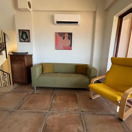 House With A View - Taylieli