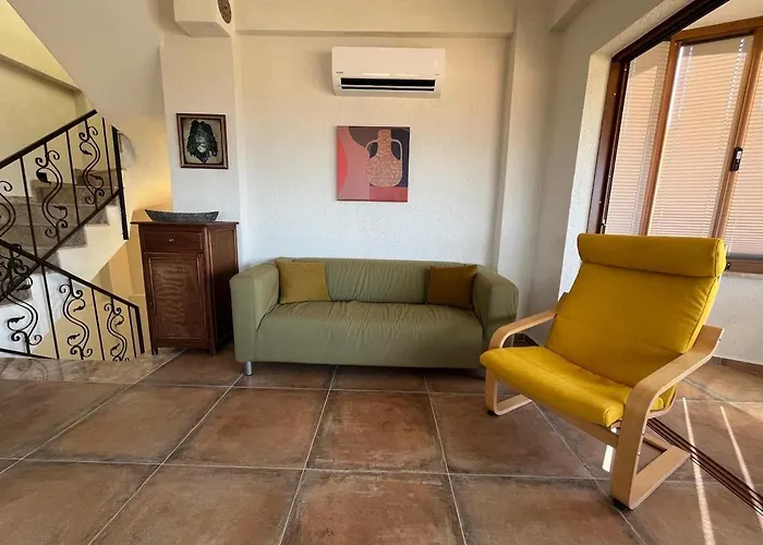 House With A View - Taylieli